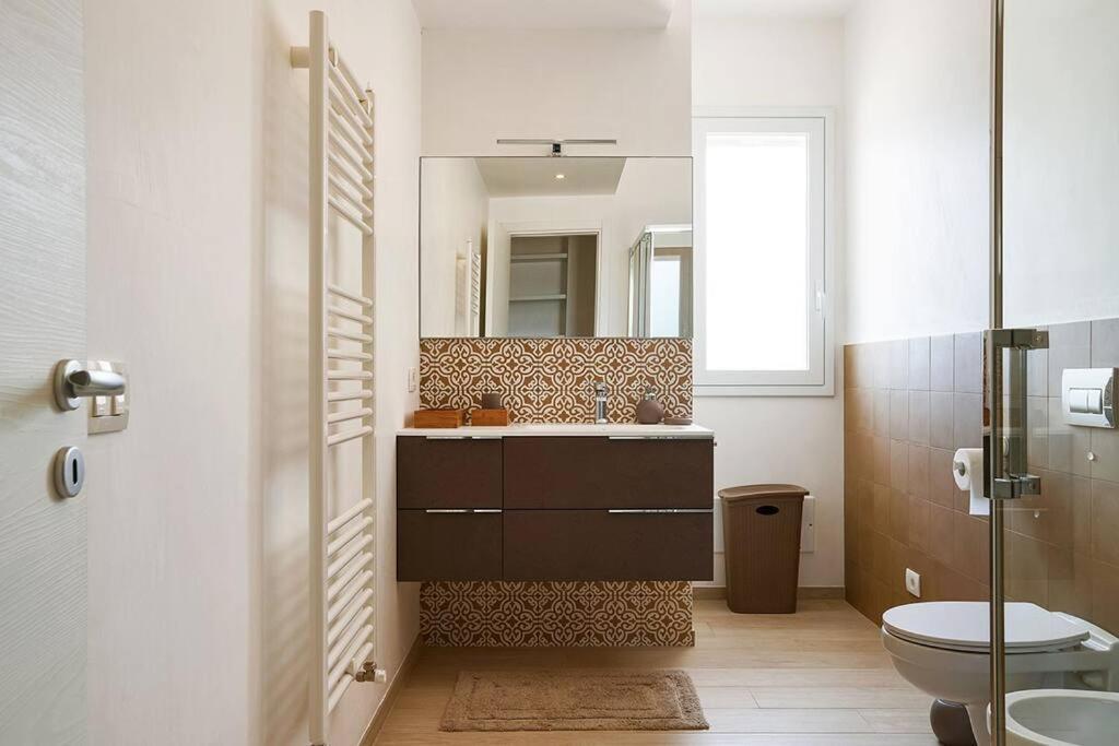 Villa Paradiso With Private Pool, Bbq Area, Huge Garden And Free Parking Μόντικα Εξωτερικό φωτογραφία